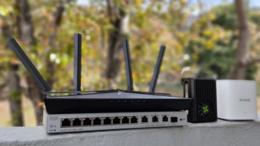 চীনের ব্র্যান্ড টিপি-লিংক সহ সব ধরনের বিদেশি রাউটার ব্যবহার নিষিদ্ধ করেছে যুক্তরাষ্ট্র। ছবি: সংগৃহীত 