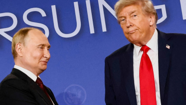 আলাস্কায় বৈঠক করার পর সংবাদ সম্মেলনে হাজির হন ট্রাম্প ও পুতিন। ফাইল ছবি: রয়টার্স (আগস্ট ২০২৫) 