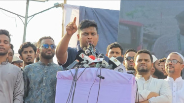 নারায়ণগঞ্জে সমাবেশে বক্তব্য রাখছেন এনসিপির দক্ষিণাঞ্চলের মুখ্য সংগঠক হাসনাত আব্দুল্লাহ। ছবি: স্টার