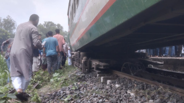 ট্রেন লাইনচ্যুত