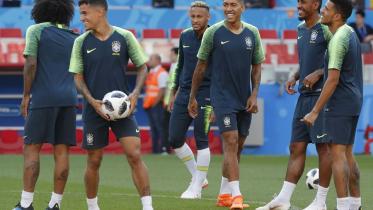 2018-06-26T164527Z_1894994179_UP1EE6Q1AJQD9_RTRMADP_3_SOCCER-WORLDCUP-SRB-BRA-PREVIEW.JPG