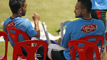 Shakib Al Hasan & Mominul Haque