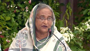 armed_force_hasina79.jpg