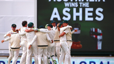 Autralia wins the ashes