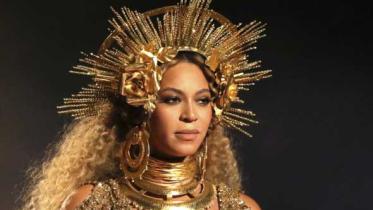 Singer Beyonce