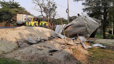Brahmanbaria_Shop-Vandalised_Pic-01.jpg
