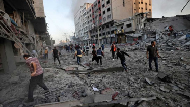 Debris-after-israels-air-strike-at-gaza.jpg