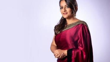 ishita.jpg