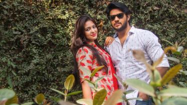 Nirob-and-Priyanka-Sarkar