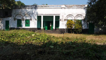 Pabna photo (Suchitra Sen   house)-2.jpg