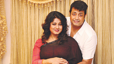 moushumi-omor sani.jpg