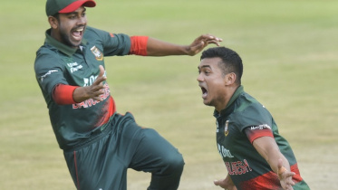 Taskin Ahmed & Mehedi Hasan Miraz 