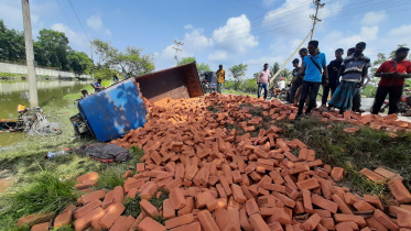 accident-in-bagerhat_ds.jpg