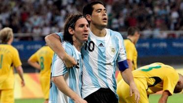 riquelme_messi.jpeg