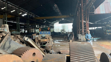 নারায়ণগঞ্জে দূষণের অভিযোগে কারাখানার বিদ্যুৎ ও গ্যাস সংযোগ বিচ্ছিন্ন, জরিমানা