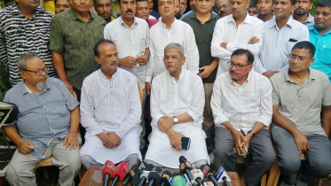 thakurgaon_pic-mirza_fakhrul_speaks_to_press-01.jpeg