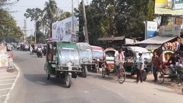 three-wheeler-in-faridpur.jpg