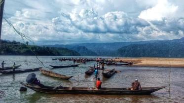  সুনামগঞ্জের যাদুকাটা নদী