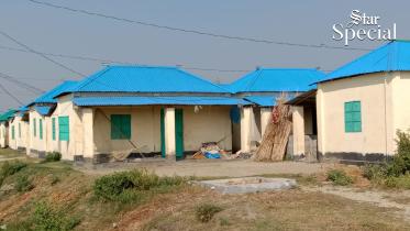 আশ্রয়ণ প্রকল্প : সরিষাবাড়িতে সুফল আনেনি