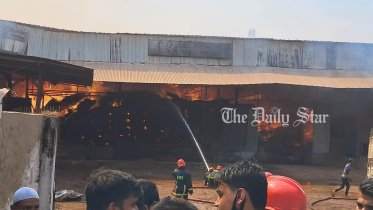 চট্টগ্রাম, সীতাকুণ্ড, ছোট কুমিরা, তুলার গুদাম, অগ্নিকাণ্ড, ফায়ার সার্ভিস,