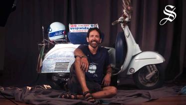 ভেসপা নিয়ে বিশ্বভ্রমণ