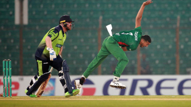 paul stirling and taskin ahmed