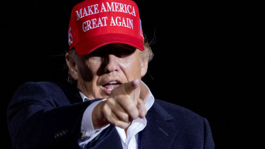 নির্বাচনী প্রচারণায় সাবেক প্রেসিডেন্ট ট্রাম্প। ফাইল ছবি: রয়টার্স