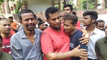 বঙ্গবাজার, বঙ্গবাজারে আগুন, অগ্নিকাণ্ড, গুলিস্তান মার্কেট,