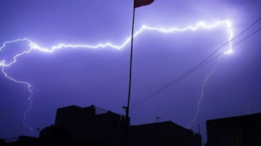 বজ্রপাত। প্রতিকী ছবি: এএফপি