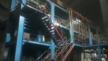 ছাড়পত্র-নিরাপত্তা সরঞ্জাম ছাড়াই চলছিল লোহা গলানোর কাজ