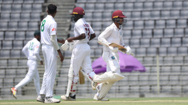 Tagenarine Chanderpaul & Kirk McKenzie 