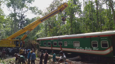 moulvibazar_train_derails_pic-1_22_copy.jpg