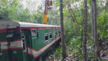 moulvibazar_train_derails_pic-1_19.jpg