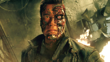 টার্মিনেটর সিনেমায় ক্ষতিগ্রস্ত চামড়া সারিয়ে তোলার সক্ষমতা ছিল এর মূল চরিত্রের। ছবি: ইভারেট কালেকশন 