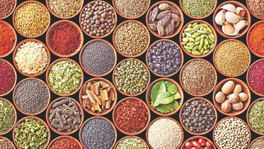 জাফরান, ভ্যানিলা, এলাচ, গোলমরিচ, দারুচিনি,