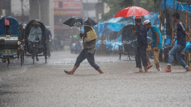 ৩ বিভাগের অতি ভারী বৃষ্টির সম্ভাবনা, চট্টগ্রামে ভূমিধসের শঙ্কা