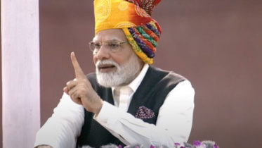 স্বাধীনতা দিবসের বক্তব্য রাখছেন মোদি। ছবি: স্টেটসম্যান