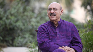 বরেণ্য অভিনেতা আবুল হায়াত আজ ৮০ বছরে পা রাখলেন। ছবি: স্টার