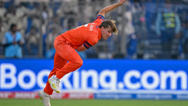 বাবার কীর্তি যখন নিজের করে নেন ছেলে