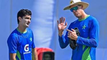 পাকিস্তান বোলিং কোচ মর্কেল পদত্যাগ করেছেন