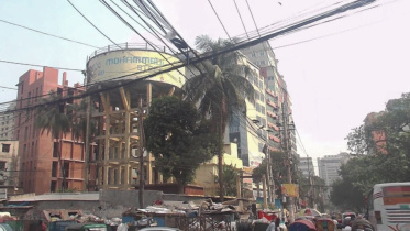 আজ বুধবার দুপুর আড়াইটার দিকে বিজয়নগর পানির ট্যাংকির সামনে এই ককটেল বিস্ফোরণের ঘটনা ঘটে।