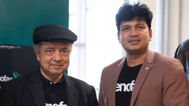 জেনোফ্যাক্সের প্রতিষ্ঠাতা জাহাঙ্গীর আলম (ডানে) ও সহ-প্রতিষ্ঠাতা ড. আবেদ চৌধুরী (বামে). ছবি: জেনোফ্যাক্সের সৌজন্যে