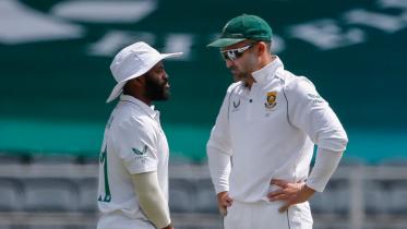 bavuma-elgar.jpg