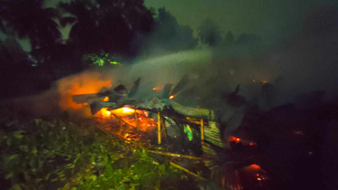 কারওয়ান বাজারে বস্তিতে অগ্নিকাণ্ডে নিহত ২