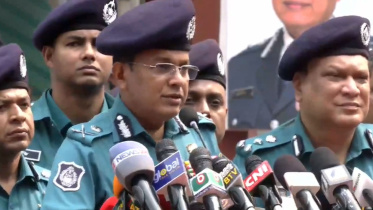 বইমেলায় ধর্মীয় অনুভূতিতে আঘাত লাগার মতো বইয়ের বিরুদ্ধে পুলিশ ‘ব্যবস্থা নেবে’