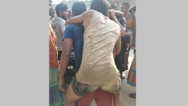 মিয়ানমার থেকে গুলিবিদ্ধ ১০ জন পালিয়ে বাংলাদেশে