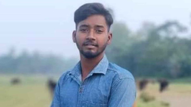 প্রতিবেশীর বাড়িতে সাপ ধরতে গিয়ে কলেজছাত্রের মৃত্যু