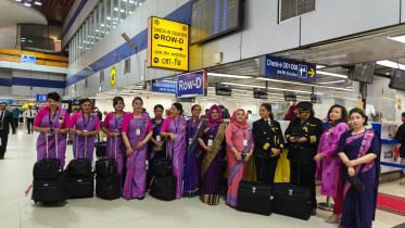 নারী পাইলট.jpg