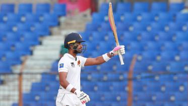 chandimal.jpg