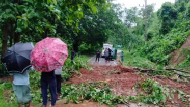 বাঘাইছড়ির নিম্নাঞ্চল প্লাবিত, সাজেকে আটকা ৭ শতাধিক পর্যটক